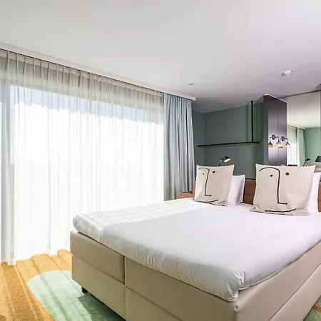 Der Valk Schiphol 호텔