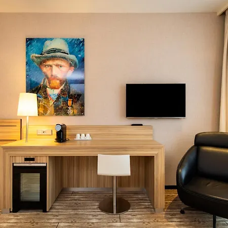 Hotel Der Valk Schiphol 4*