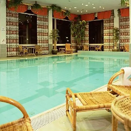 호텔 Der Valk Schiphol 4*